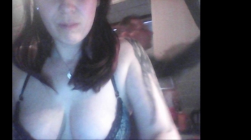 hotwife_1982  06-11-2021